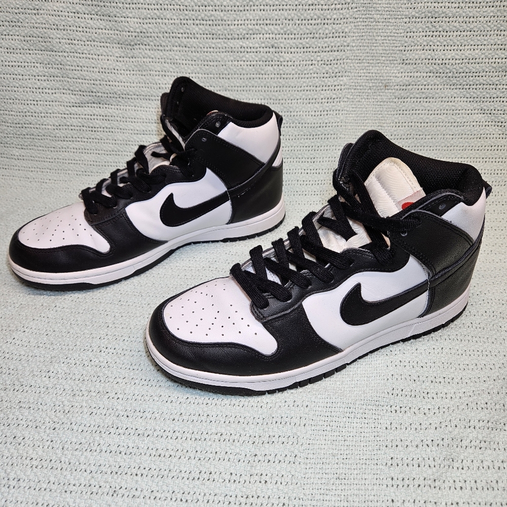 Women's Nike Dunk High Panda, sz 10